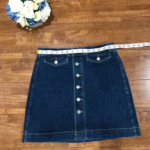 NWT LOFT Button Front Shift Denim Skirt Size 6P - Picture 4 of 10
